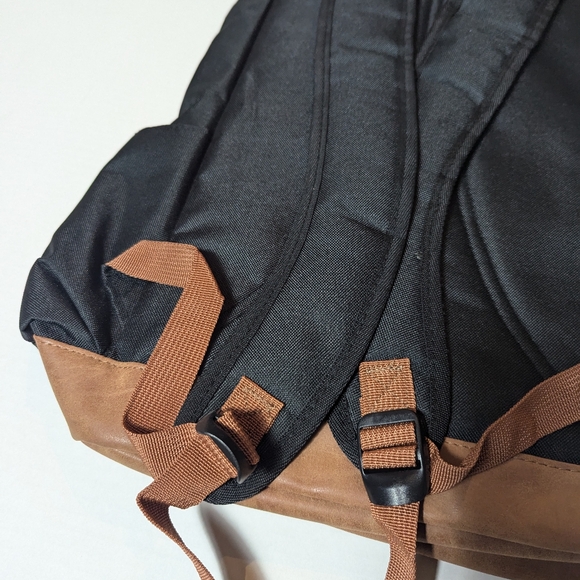 BENRUS Heritage Backpack - Black with Accents of Brown - Picture 9 of 13